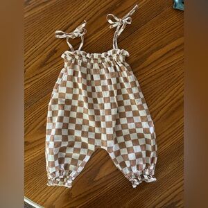 Checkered romper 6-12 month